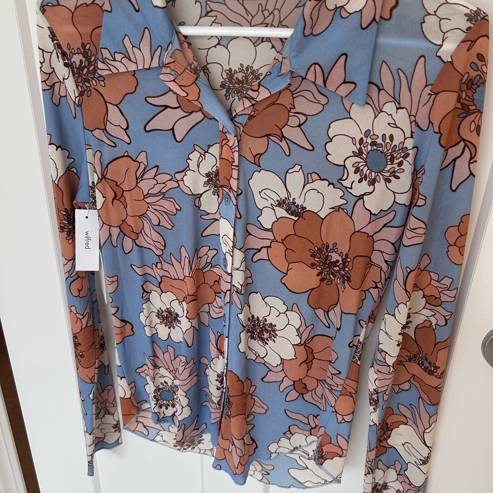 Wilfred Aritzia Blue and Pink & Rust 'Pose Hip' Floral Top,  Med, NWT
